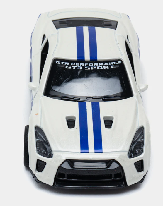 Nissan GTR 1:43 Die-Cast Metal Toy Car in White — Pull Back & Openable Doors (Ages 3-7)